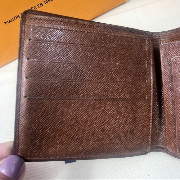 ❌SOLD❌✨Authentic Louis Vuitton Wallet - Picture 7 of 16